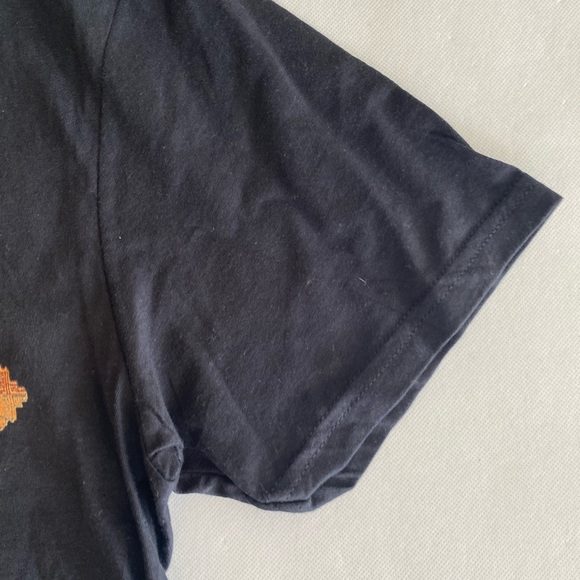 NEW-Gildan Men's Size M Guitar Lake Reflections  Acoustic Guitar Black T-Shirt - Picture 4 of 9